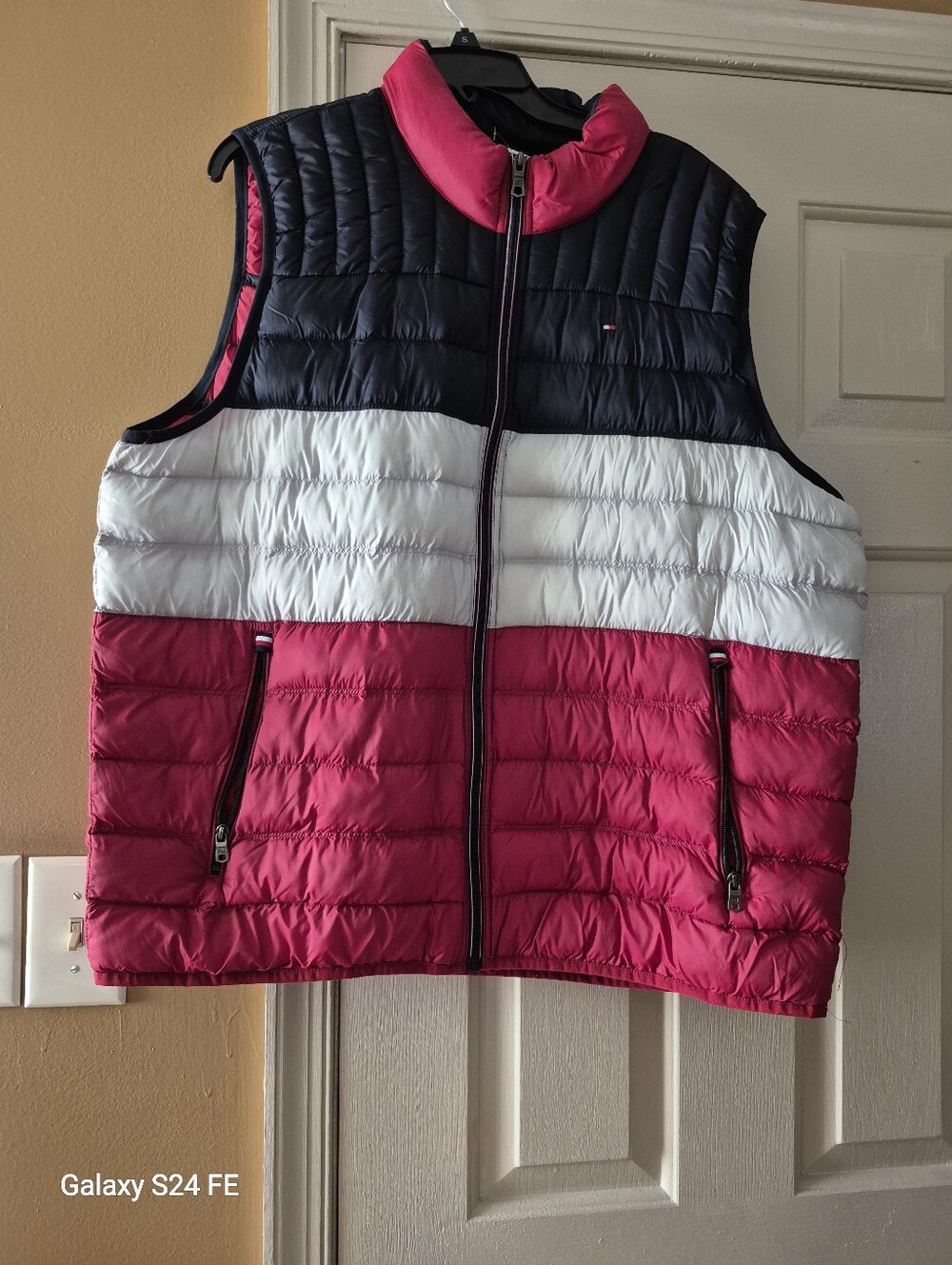 Tommy Hilfiger Colorblock Quilted Vest in Navy, White & Pink